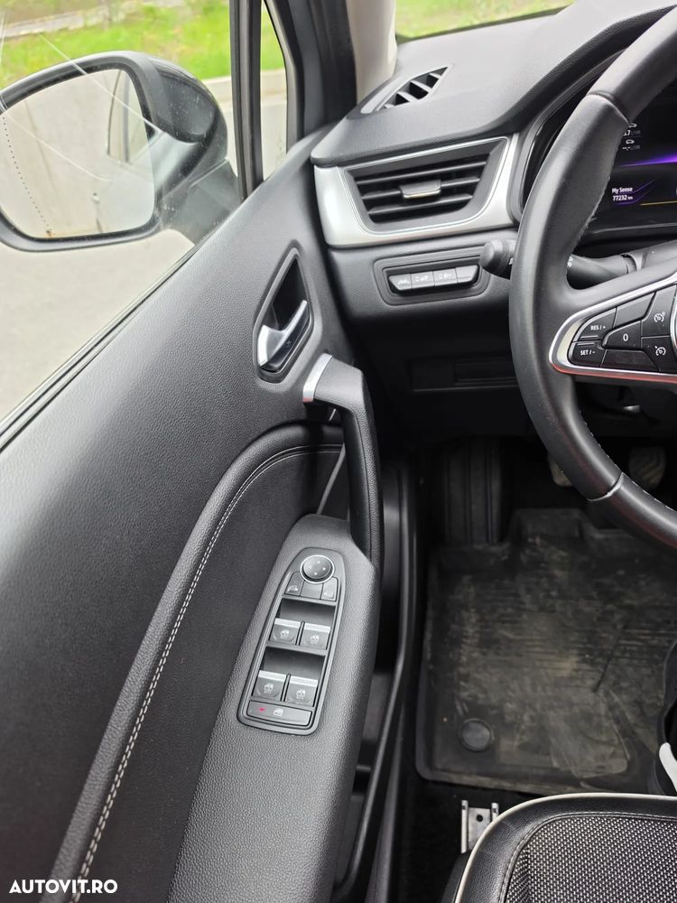 Renault Captur 140 MHEV Techno - 9