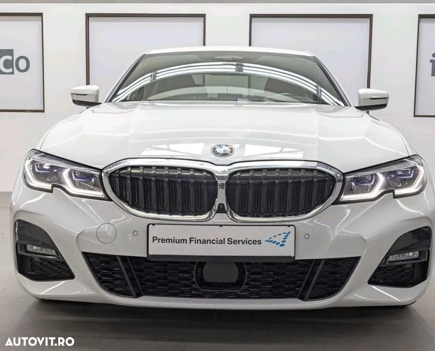 BMW Seria 3 320d xDrive Aut. M Sport - 30