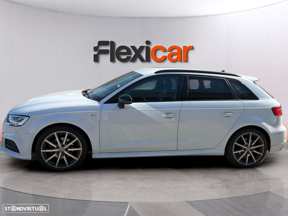 Audi A3 Sportback 35 TFSI S line - 4