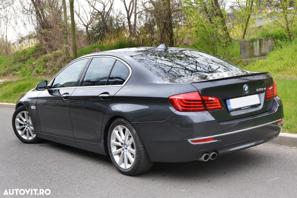 BMW Seria 5 530d Aut. M Sport Edition - 4