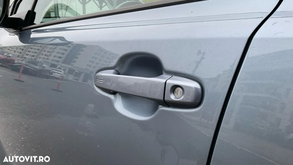 Toyota C-HR Hybrid Business-Edition - 10