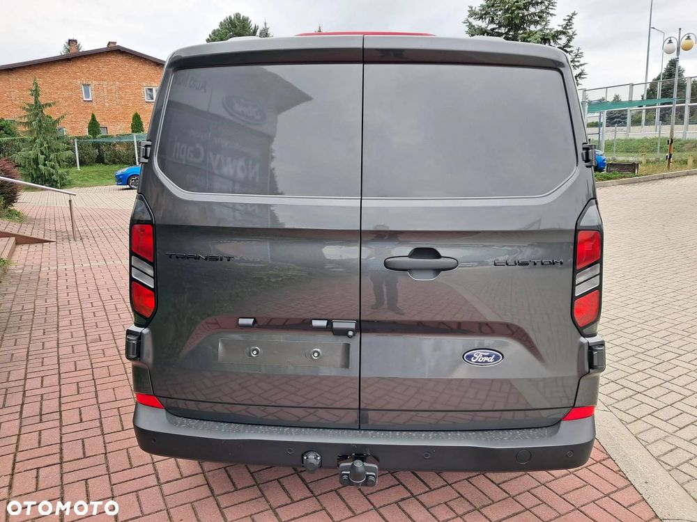 Ford Transit Custom - 10