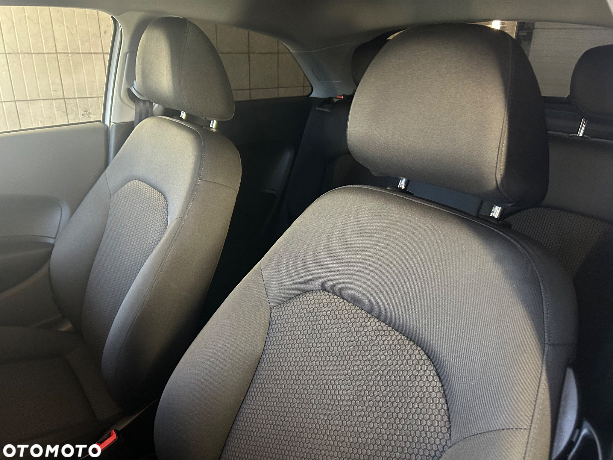 Audi A1 1.2 TFSI Attraction - 23