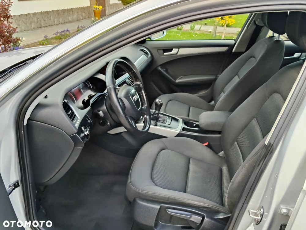 Audi A4 Limousine 2.0 TDI DPF - 29