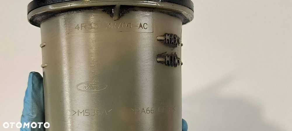 Zbiornik płynu wspomagania układu kierowniczego 4R33-3R700-AC Ford, Mustang V 2007, Kabriolet 4.0 - 5