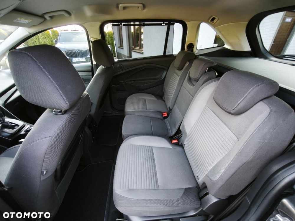 Ford Grand C-MAX - 16
