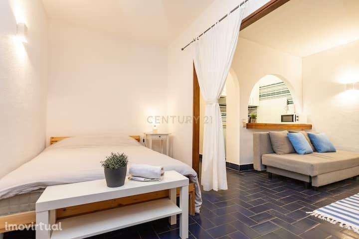 Apartamento T0 com Vista Mar na Costa da Caparica, totalmente equipado - Grande imagem: 2/14