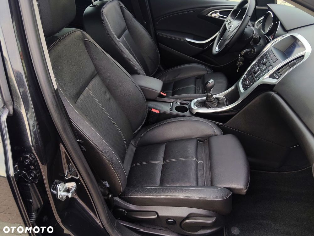 Opel Astra 1.6 Cosmo - 35