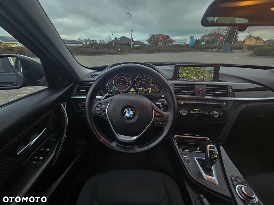 BMW Seria 3 320d Sport-Aut - 36