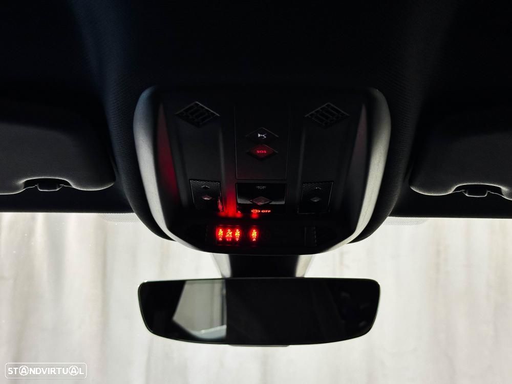 DS DS3 Crossback E-TENSE PERFORMANCE LINE - 22