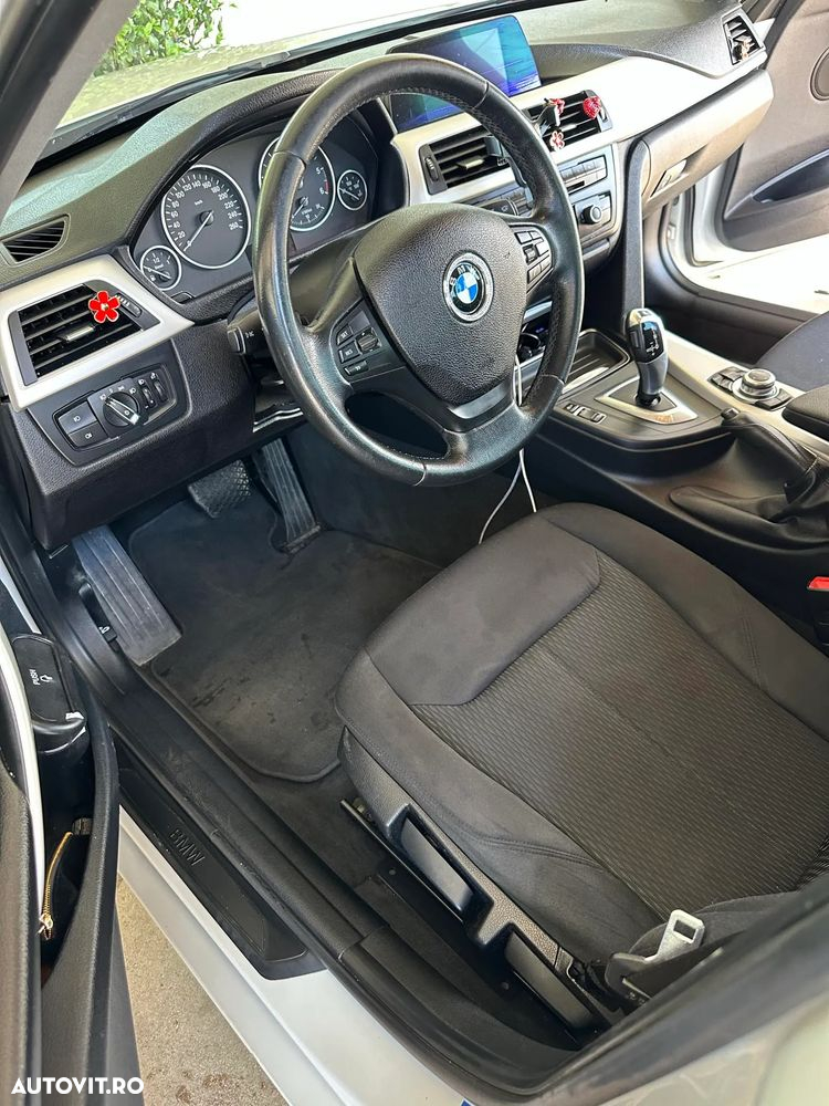 BMW Seria 3 318d Aut. - 3