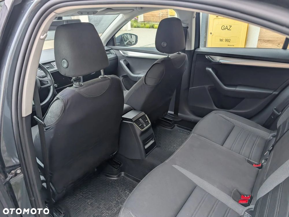 Skoda Octavia - 8