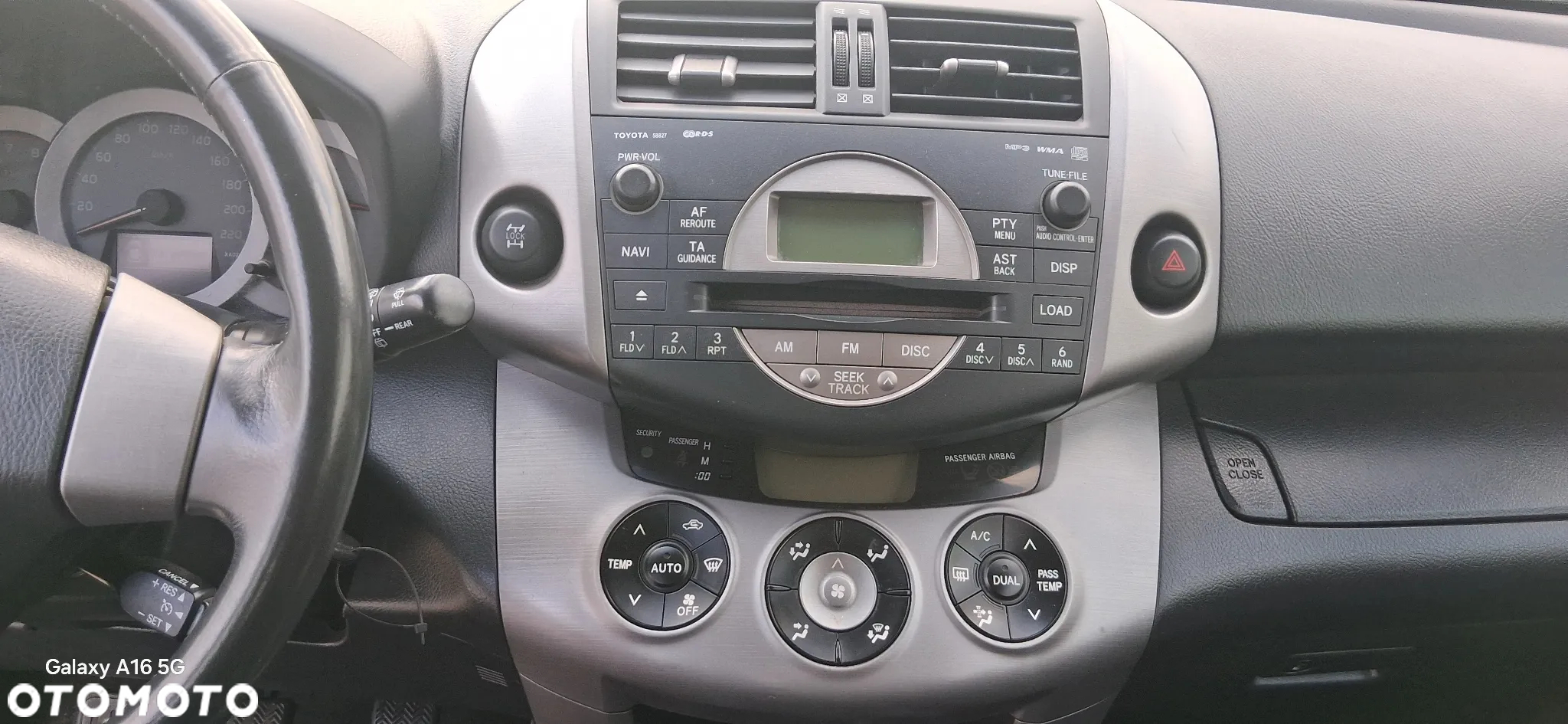 Toyota RAV4 2.0 4x4 Sol - 12