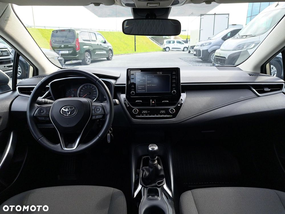 Toyota Corolla - 11