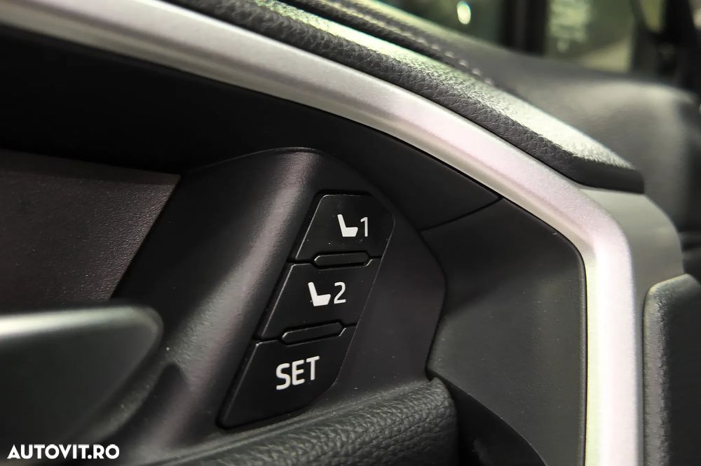 Toyota RAV4 2.5 Hybrid VVT-iE 4x4 Luxury - 18