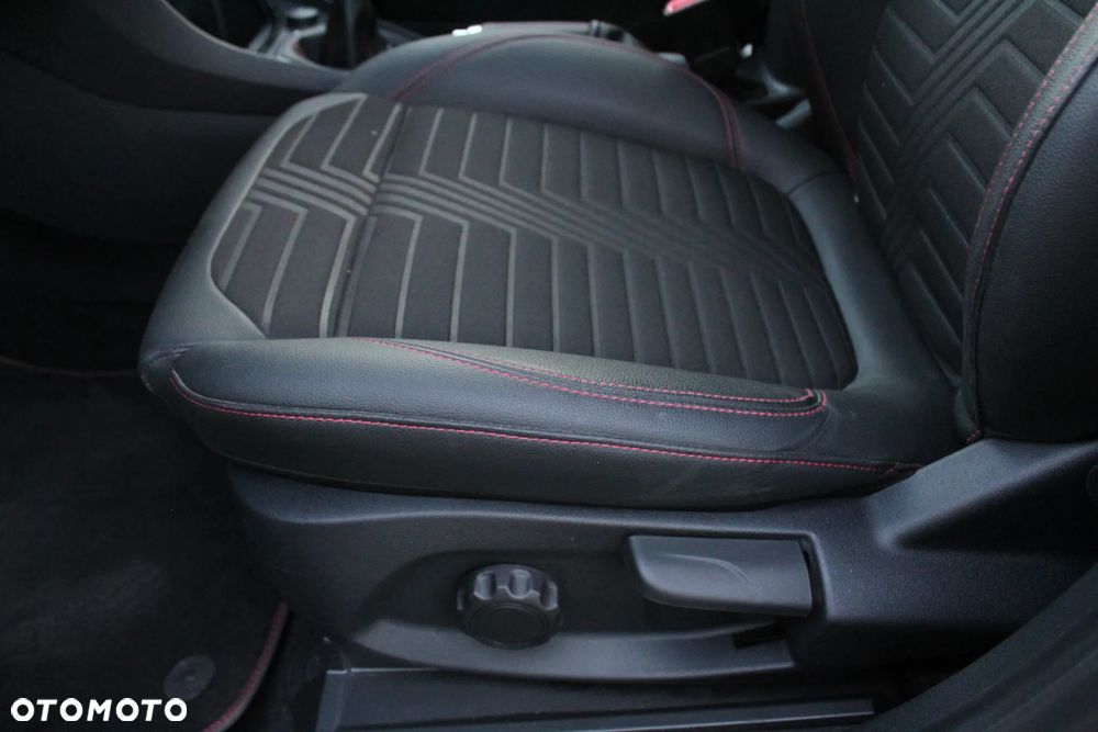 Ford Puma 1.0 EcoBoost mHEV ST-Line X - 13