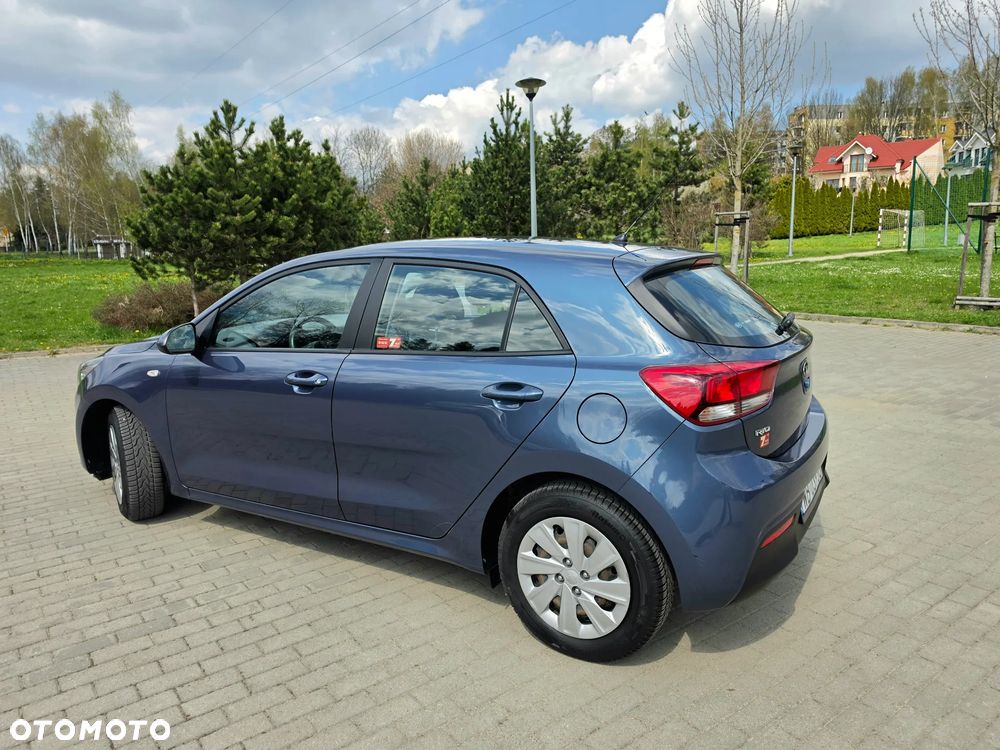 Kia Rio 1.2 Attract - 18
