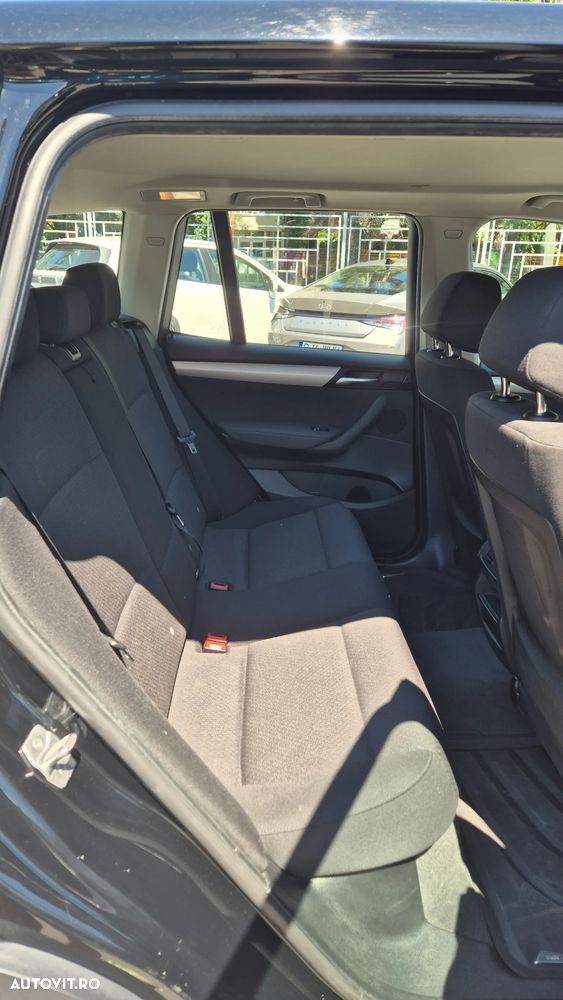BMW X3 xDrive20d AT Advantage - 11