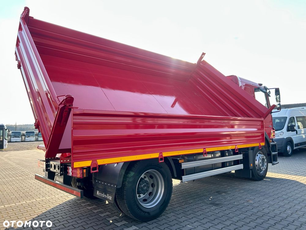 Mercedes-Benz Axor - 12