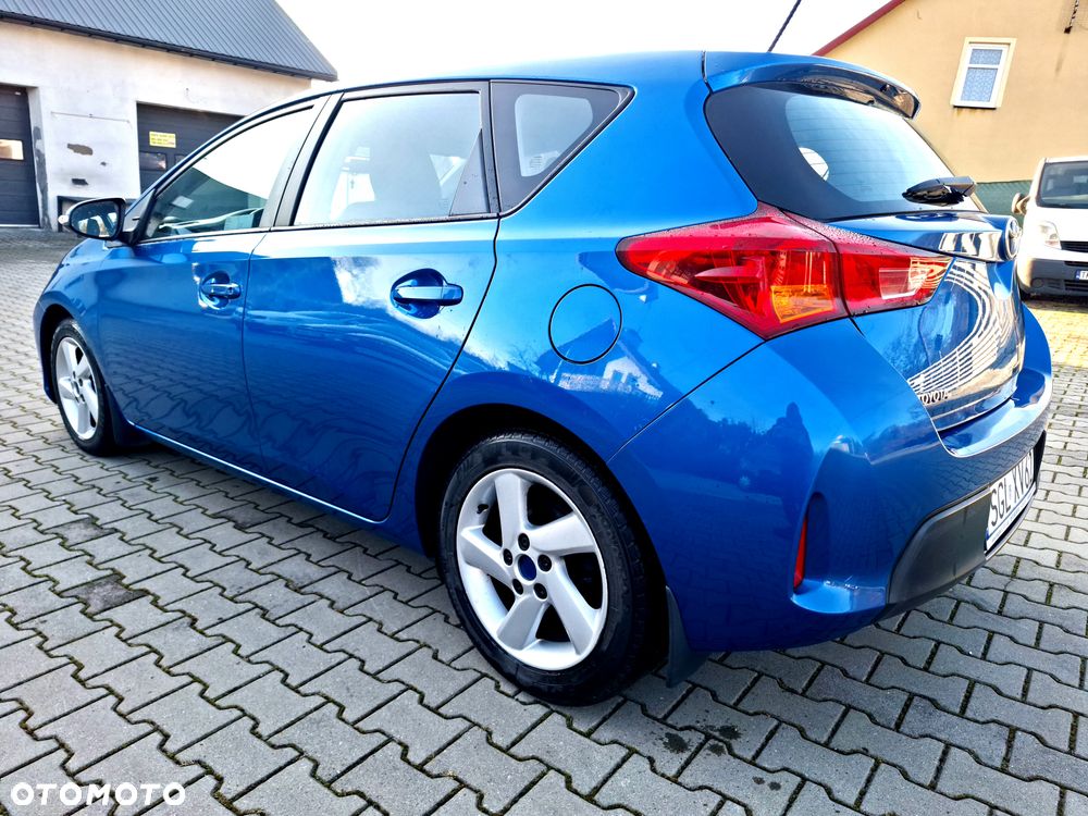 Toyota Auris - 26