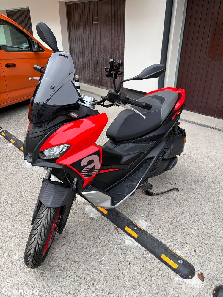 Aprilia SR - 1