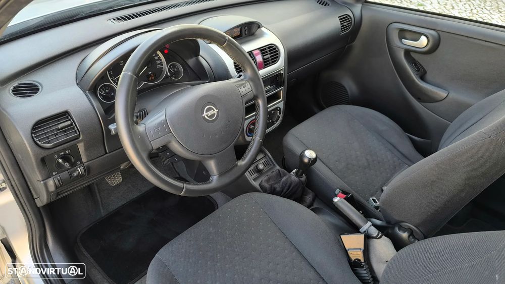 Opel Corsa 1.2 16V N-Joy - 29