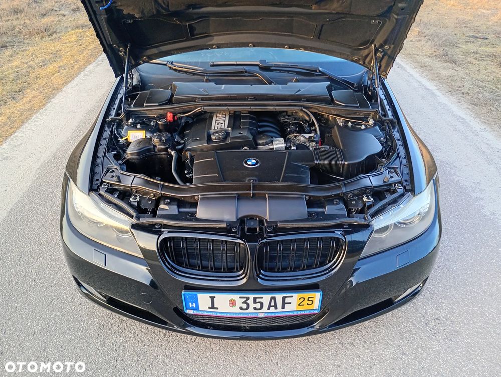 BMW Seria 3 320i Edition Exclusive - 30