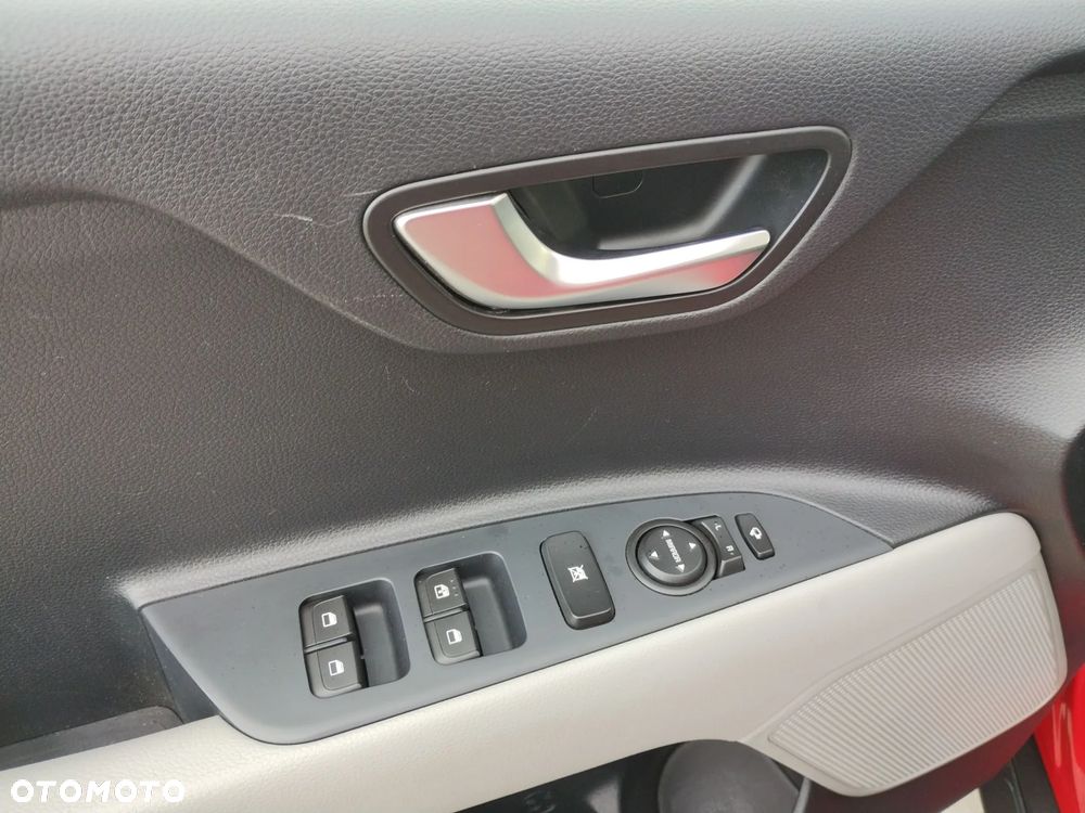 Kia Stonic 1.0 T-GDI L DCT - 19