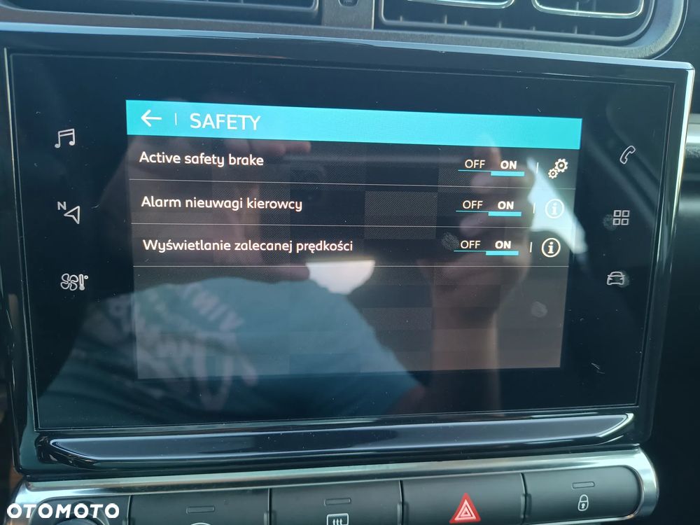 Citroën C3 1.2 PureTech Shine S&S - 21