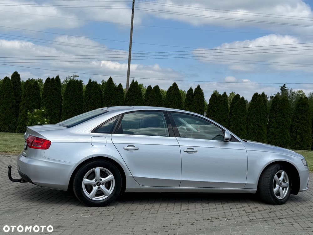 Audi A4 Limousine - 16