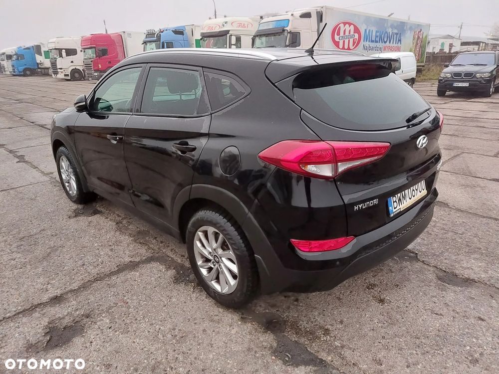 Hyundai Tucson 1.6 GDI BlueDrive GO 2WD - 8