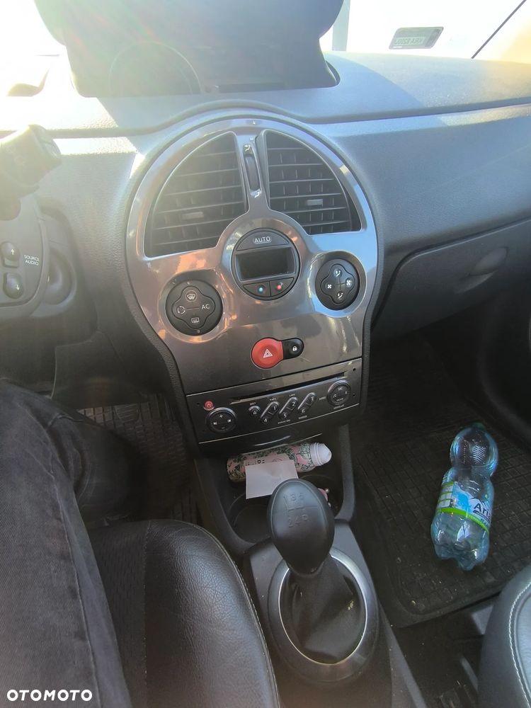 Renault Modus 1.2 16V Alize - 15