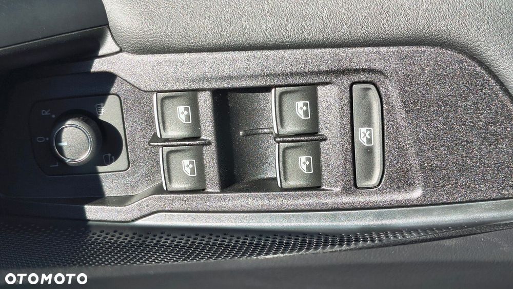 Volkswagen Tiguan - 15