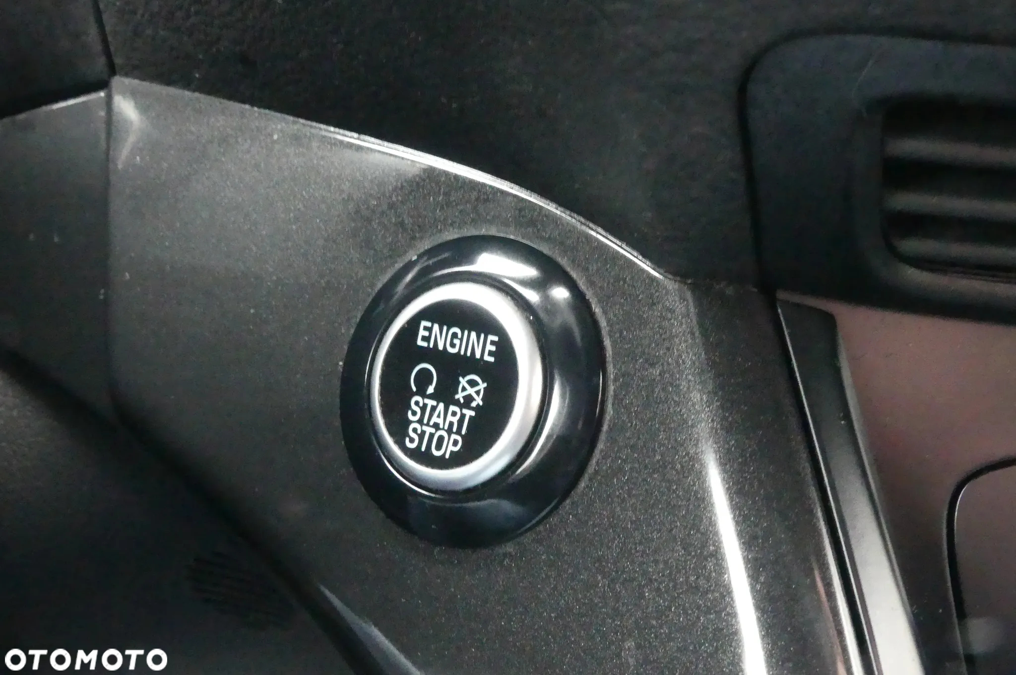 Ford Kuga 2.0 TDCi FWD ST-Line - 14