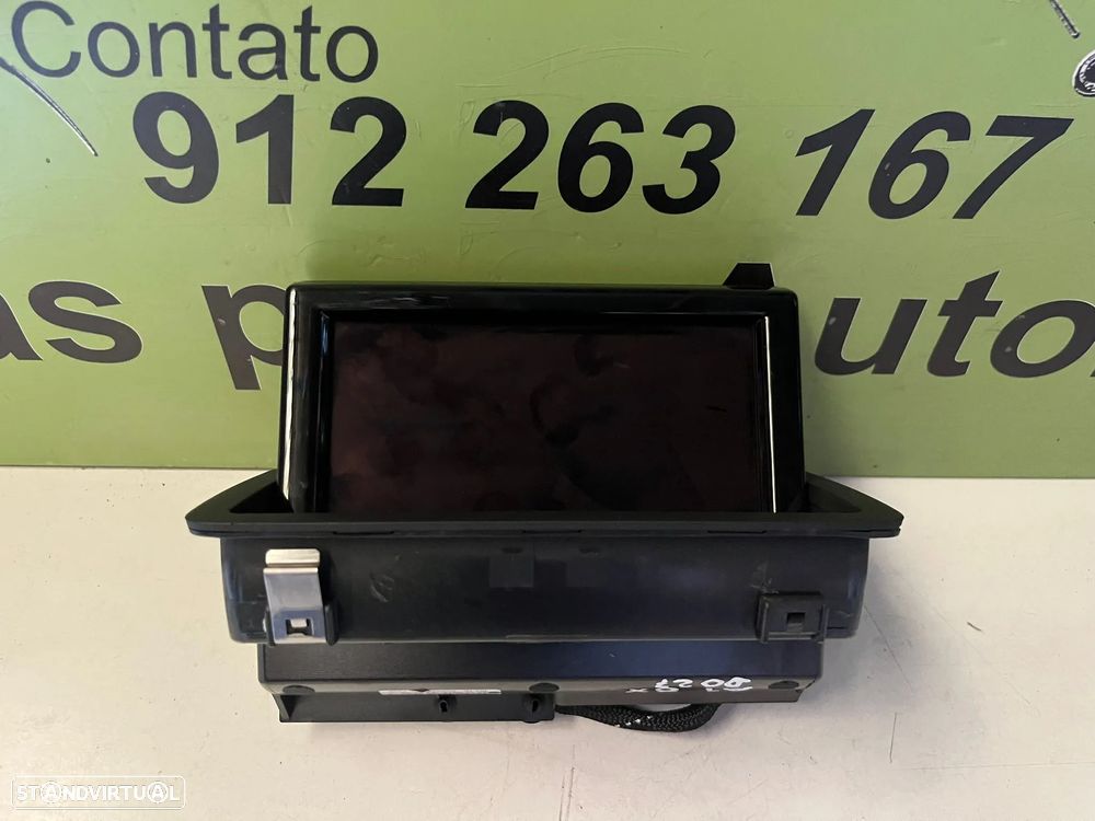AUDI A1 8X DISPLAY ECRA RADIO - D027 - 3