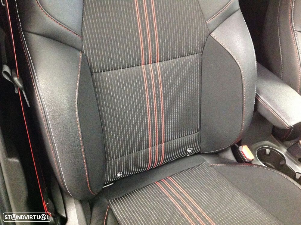 Renault Captur 1.0 TCe RS Line - 38