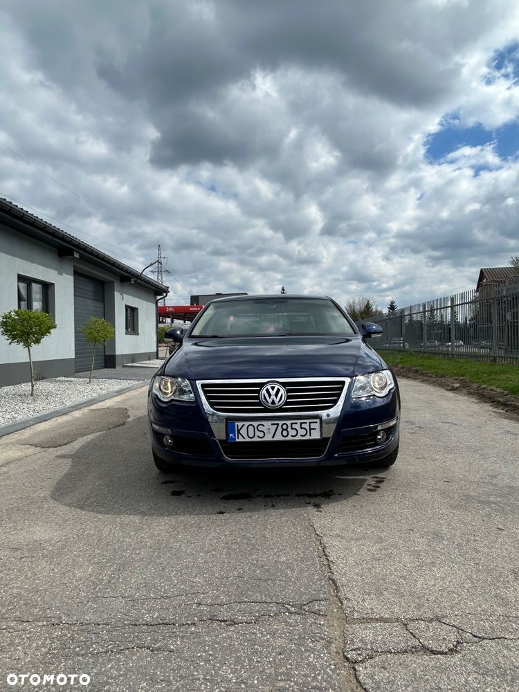 Volkswagen Passat ver-2-0-fsi-individual - 11