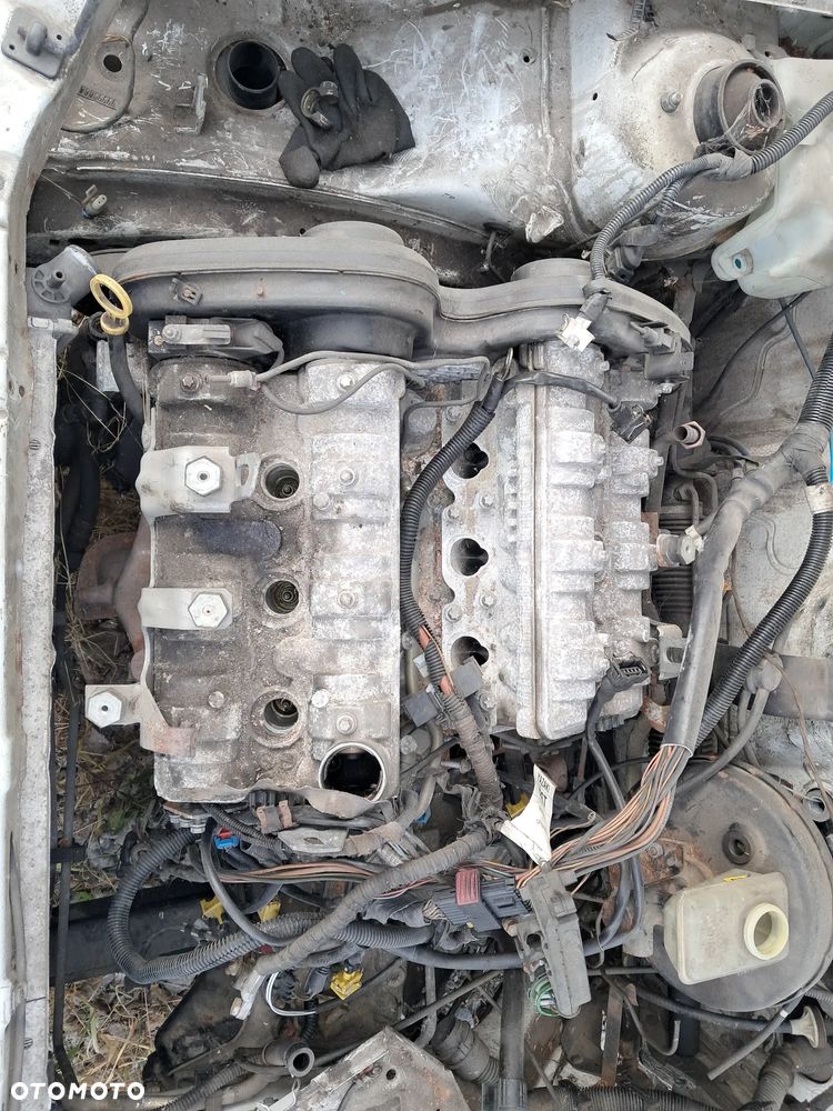 Aluminiowe pokrywy zaworów Opel 2.5v6 - 2