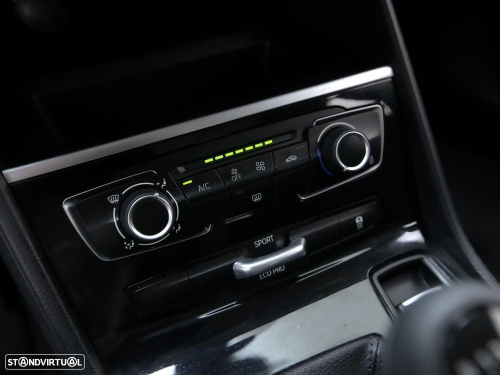 BMW 216 Active Tourer - 17