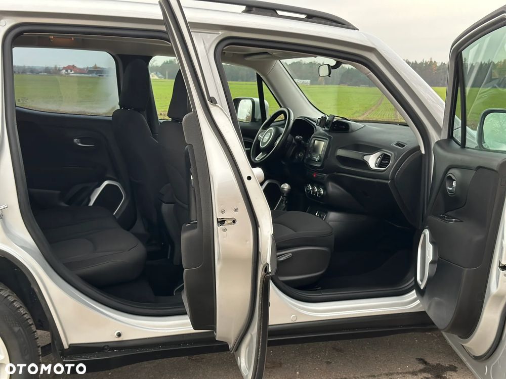 Jeep Renegade 1.4 MultiAir Limited - 31