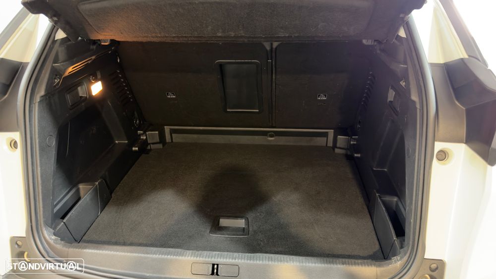 Peugeot 3008 1.2 PureTech Allure J18 - 33