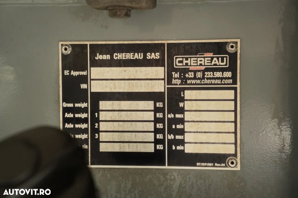 Chereau / REFRIGERAT / TRANSPORT VECTOR 1950 MT / MULTIMEMBRE / AXĂ RIDICATĂ / RIDICARE 2.500 KG / OBLOANĂ - 26