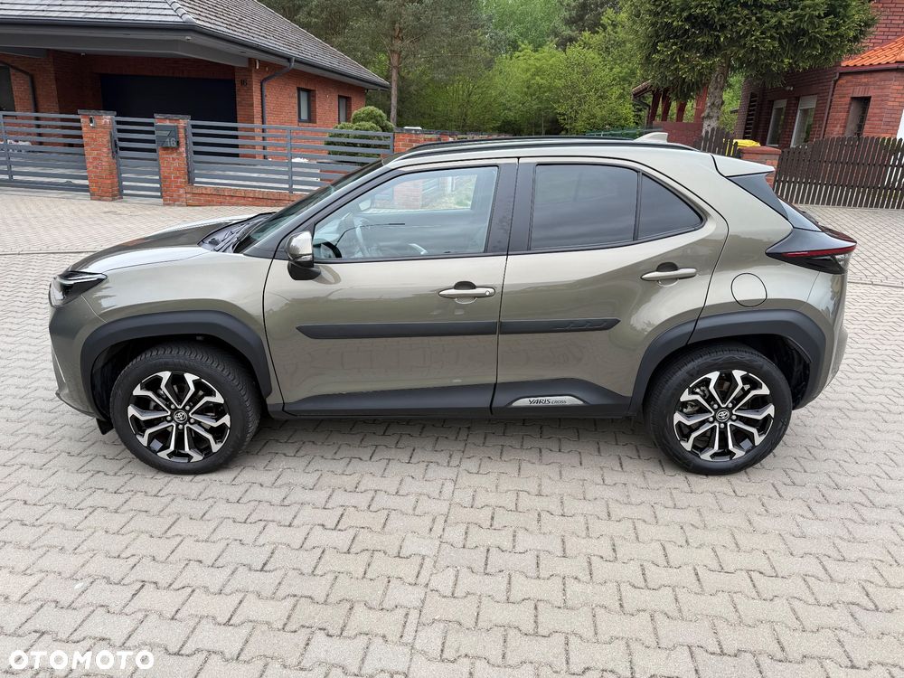 Toyota Yaris Cross - 2