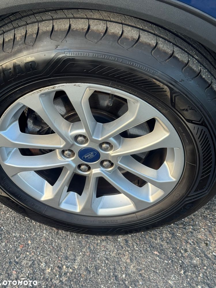 Ford Kuga 1.5 EcoBoost FWD Trend - 38