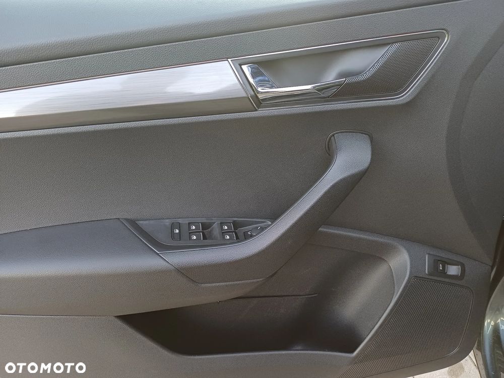 Skoda Karoq 2.0 TDI SCR 4x4 Ambition DSG - 24