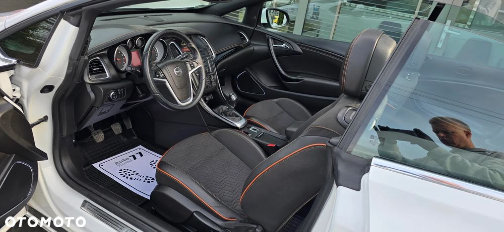 Opel Cascada 1.4 T Cosmo S&S EU6 - 19