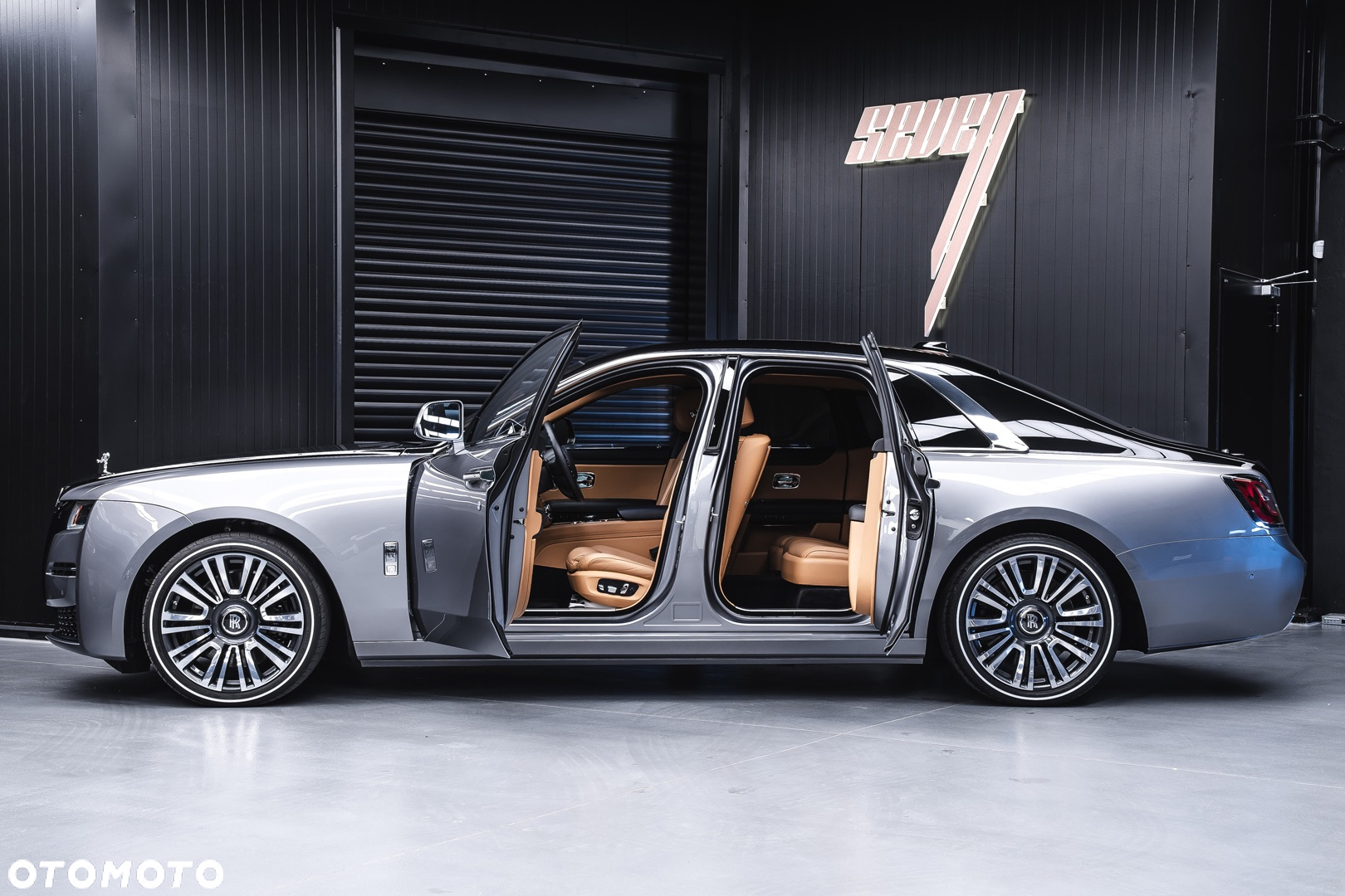 Rolls-Royce Ghost Standard - 7