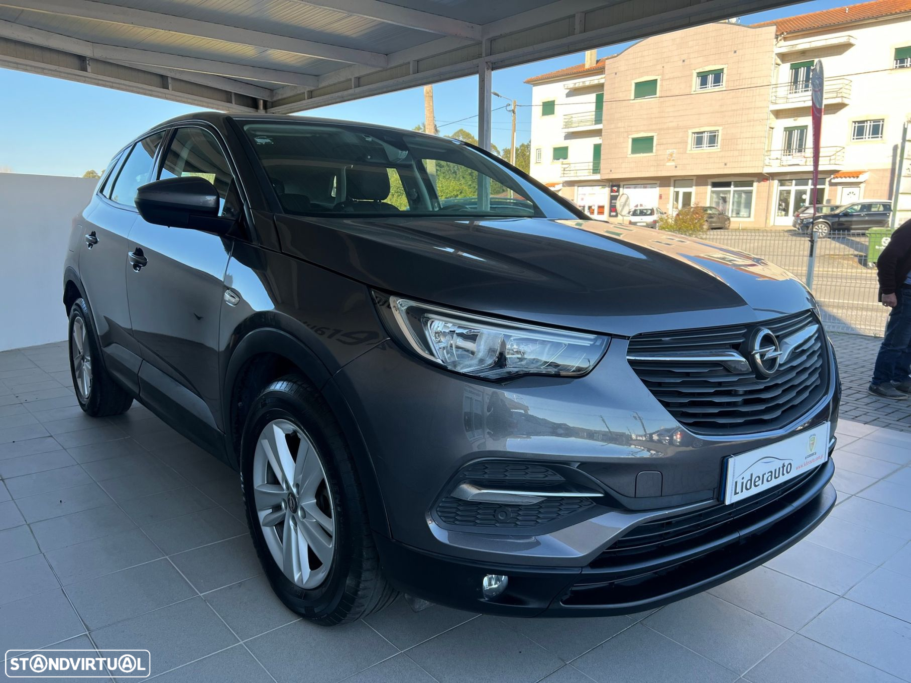 Opel Grandland X 1.5 CDTI Edition - 4