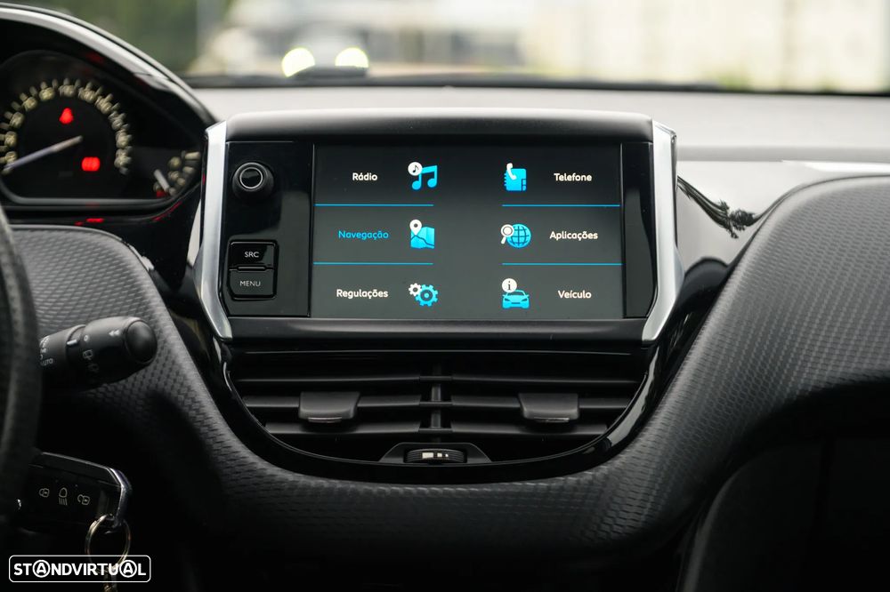 Peugeot 208 1.2 PureTech GT Line - 40