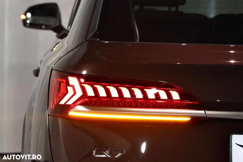 Audi Q7 3.0 55 TFSI quattro Tiptronic Basic - 35